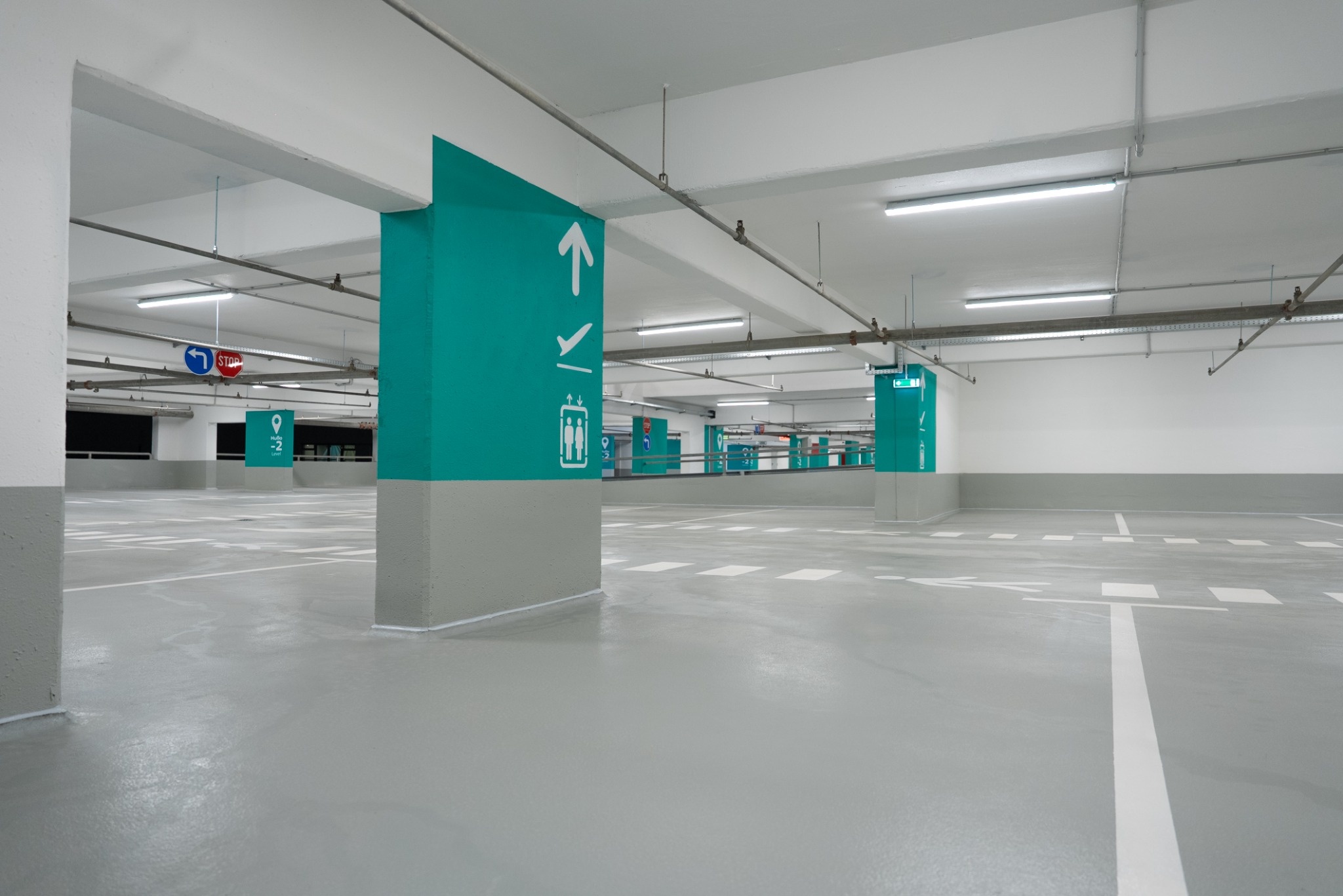 Sofia Airport parkolóház bevonatrendszer